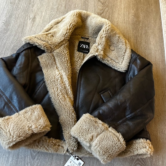 Zara Jacket - Picture 2 of 7